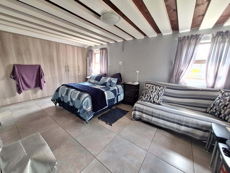 5 Bedroom Property for Sale in Dana Bay Western Cape